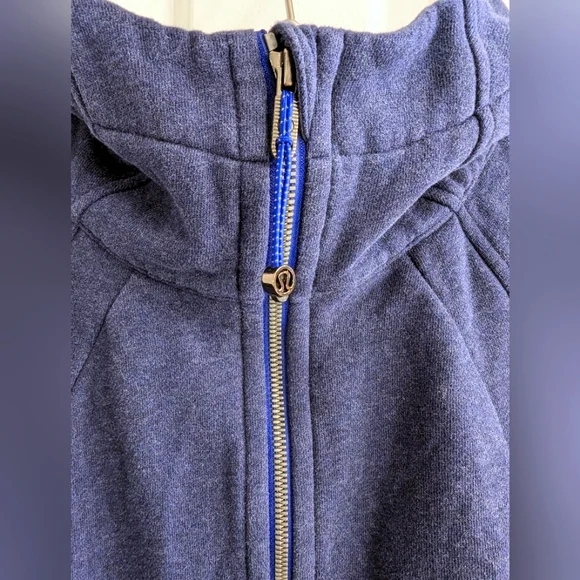 Lululemon Scuba Hoodie Size 8 - Picture 3 of 7